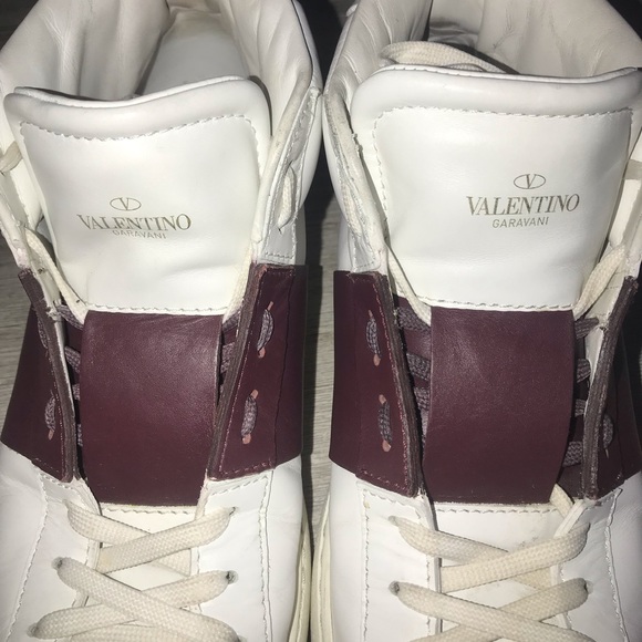 Authentic Valentino Rockstud Sneakers - Picture 6 of 6
